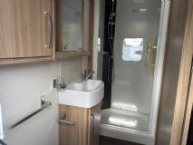 2016 COACHMAN VISION 575 5.jpg